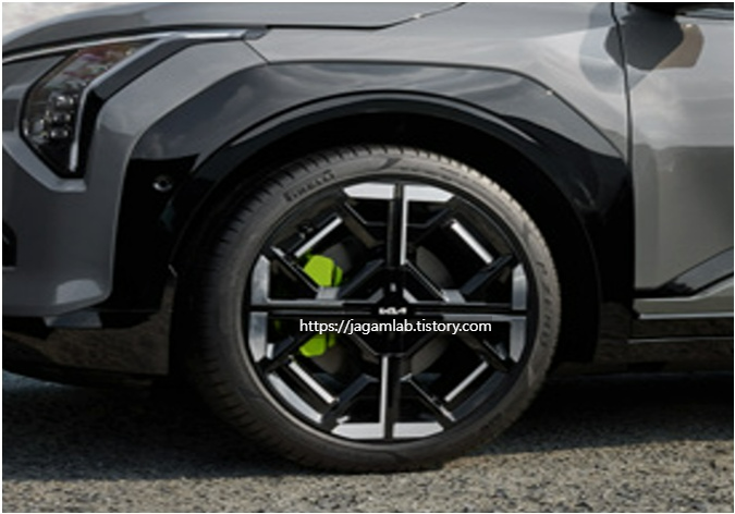 EV3 GT 20인치 전면가공 휠 디자인 및 타이어 규격