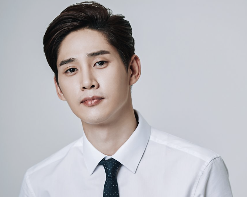 박성훈 사진