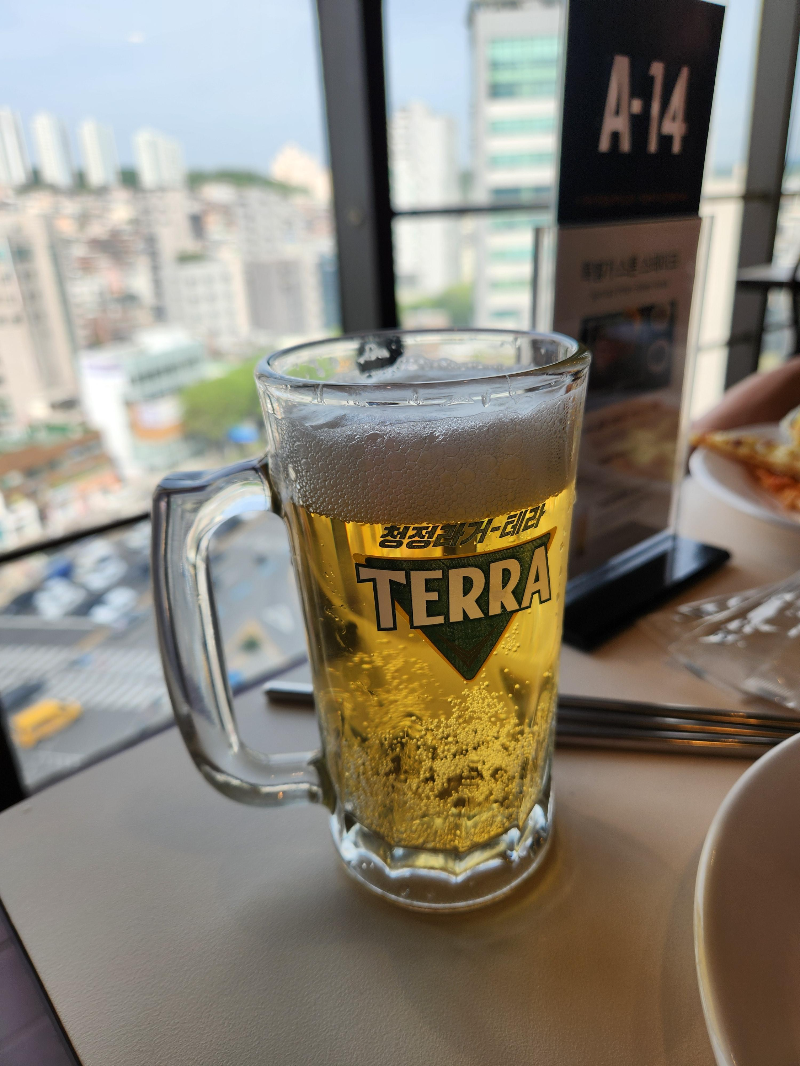 서울대입구 에그옐로우 애슐리퀸즈 맥주