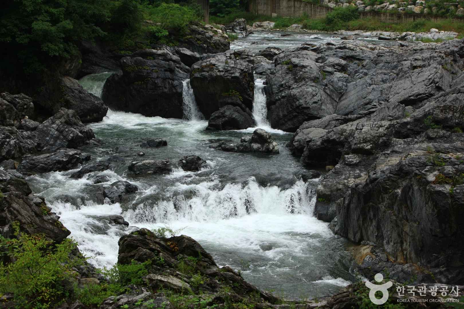 구문소 삼형제 폭포