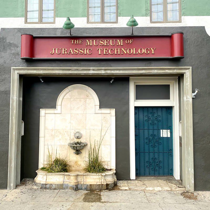 LA의 가장 기묘한 박물관, The Museum of Jurassic Technology