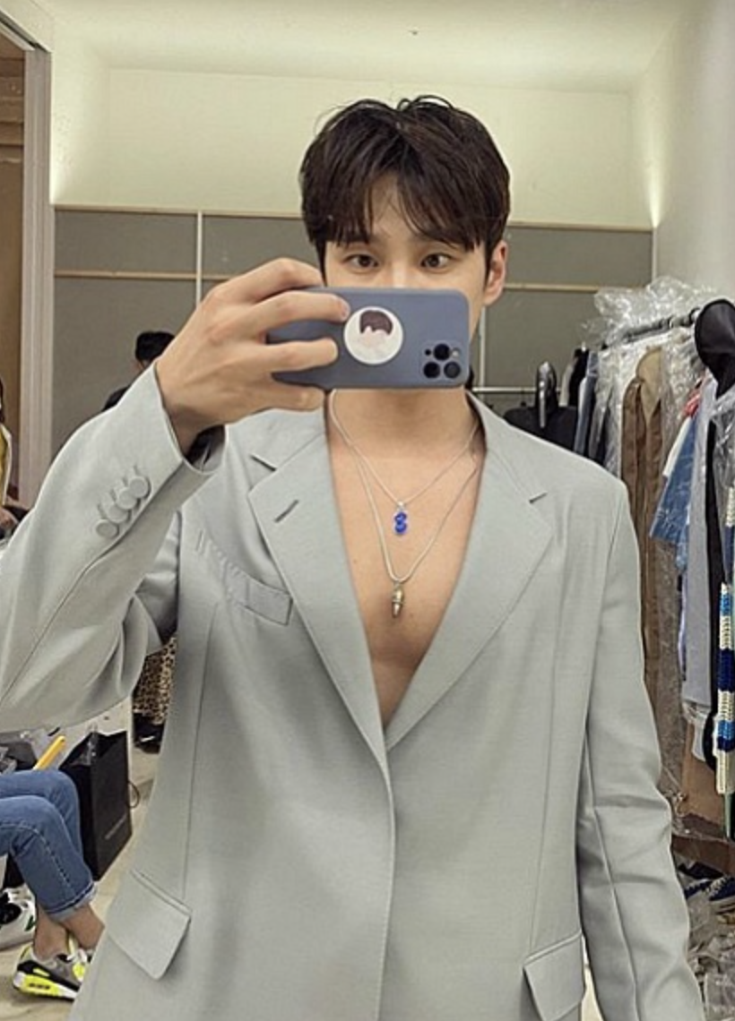 안보현 셀카2