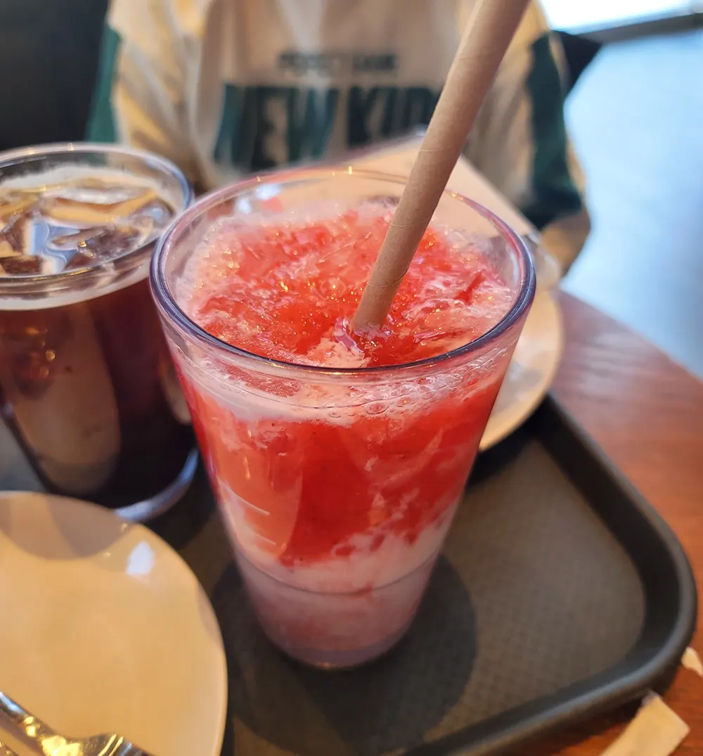 스타벅스 딸기라떼