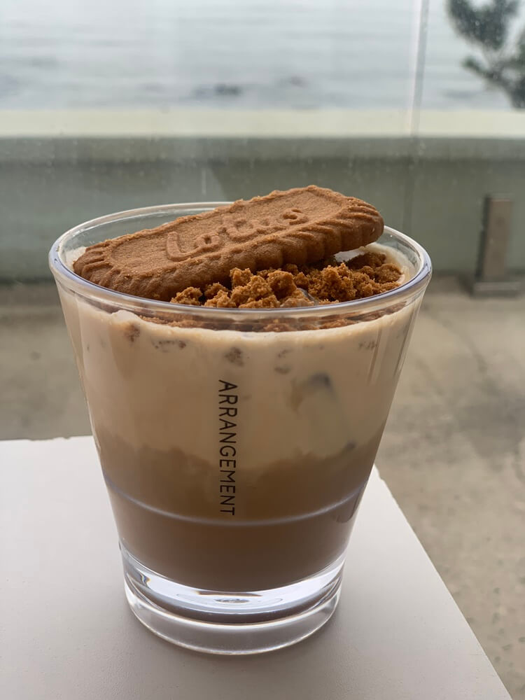 비스코프 크림라떼