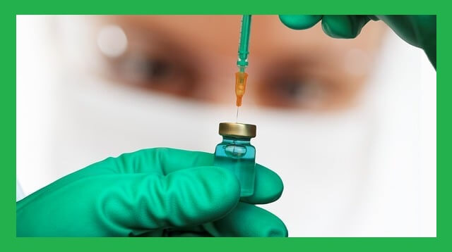 예방접종-하려는-손