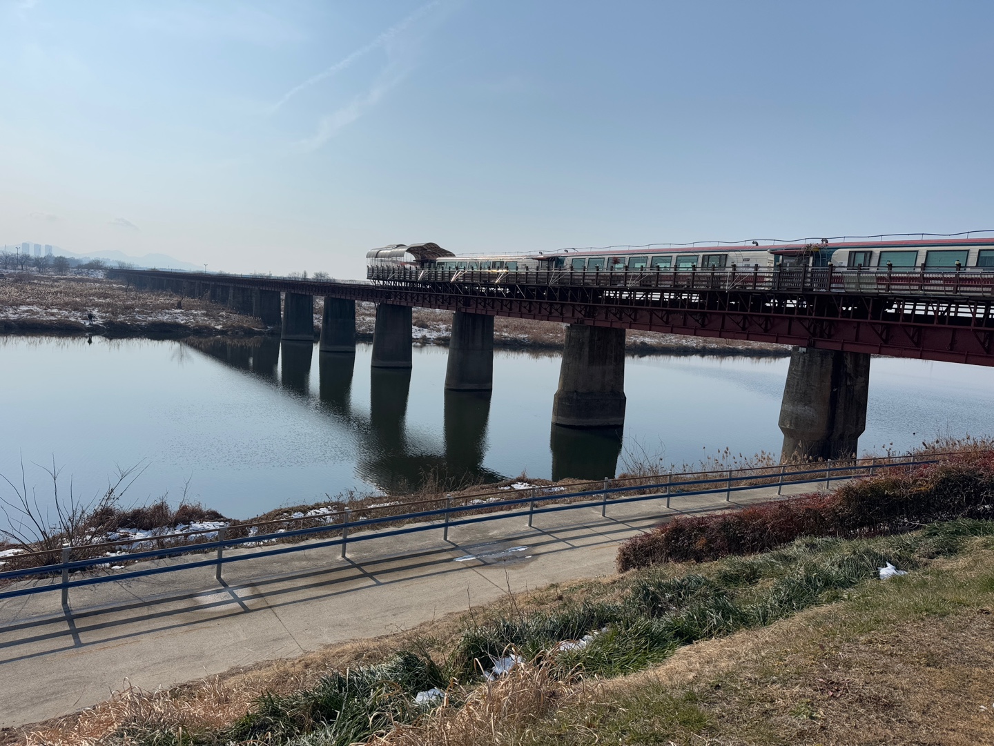 비비정 예술열차