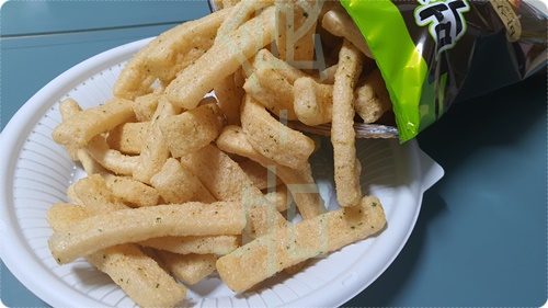 농심은 역시 과자 봉지가 잘 뜯어져서 넘나 좋아효~ 