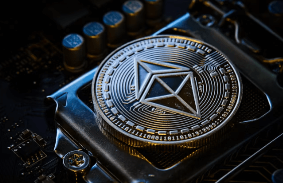 이더리움 ETF 1조원 유입: 알트코인 불장 시그널?