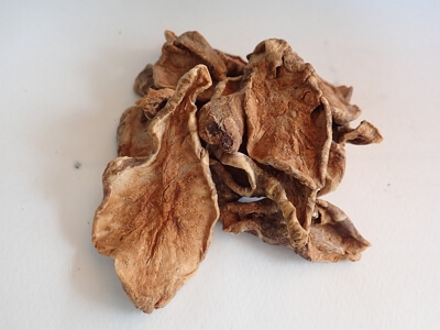 썰어서-잘-말린-돼지감자-조각