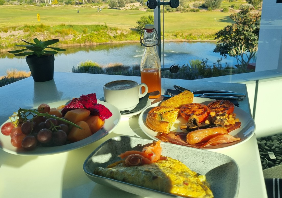 Pullman Resort에서 즐기는 뷔페 Breakfast