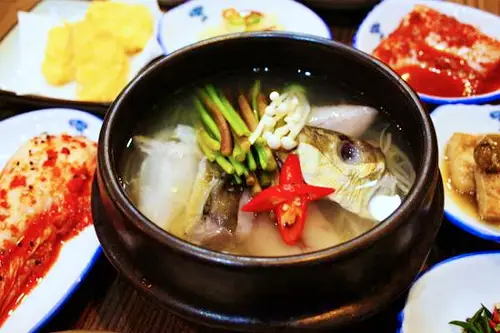 투데이 맛있는 메뉴 활참복 복어초밥 복지리 복매운탕 복국 맛있는 식당 추천 부산 부산진구 서면 맛집