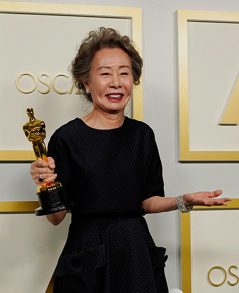 윤여정 오스카 아카데미 수상소감