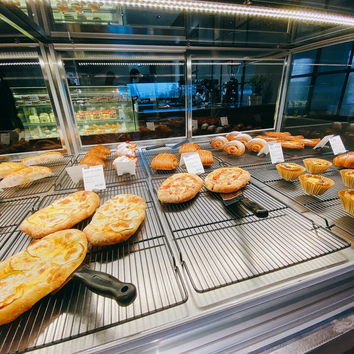 제주 신비마을 도깨비도로 벚꽃명소 레크레 카페