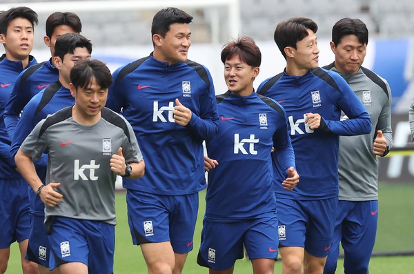 2025북중미월드컵아시아예선전-한국대이라크-몸풀기