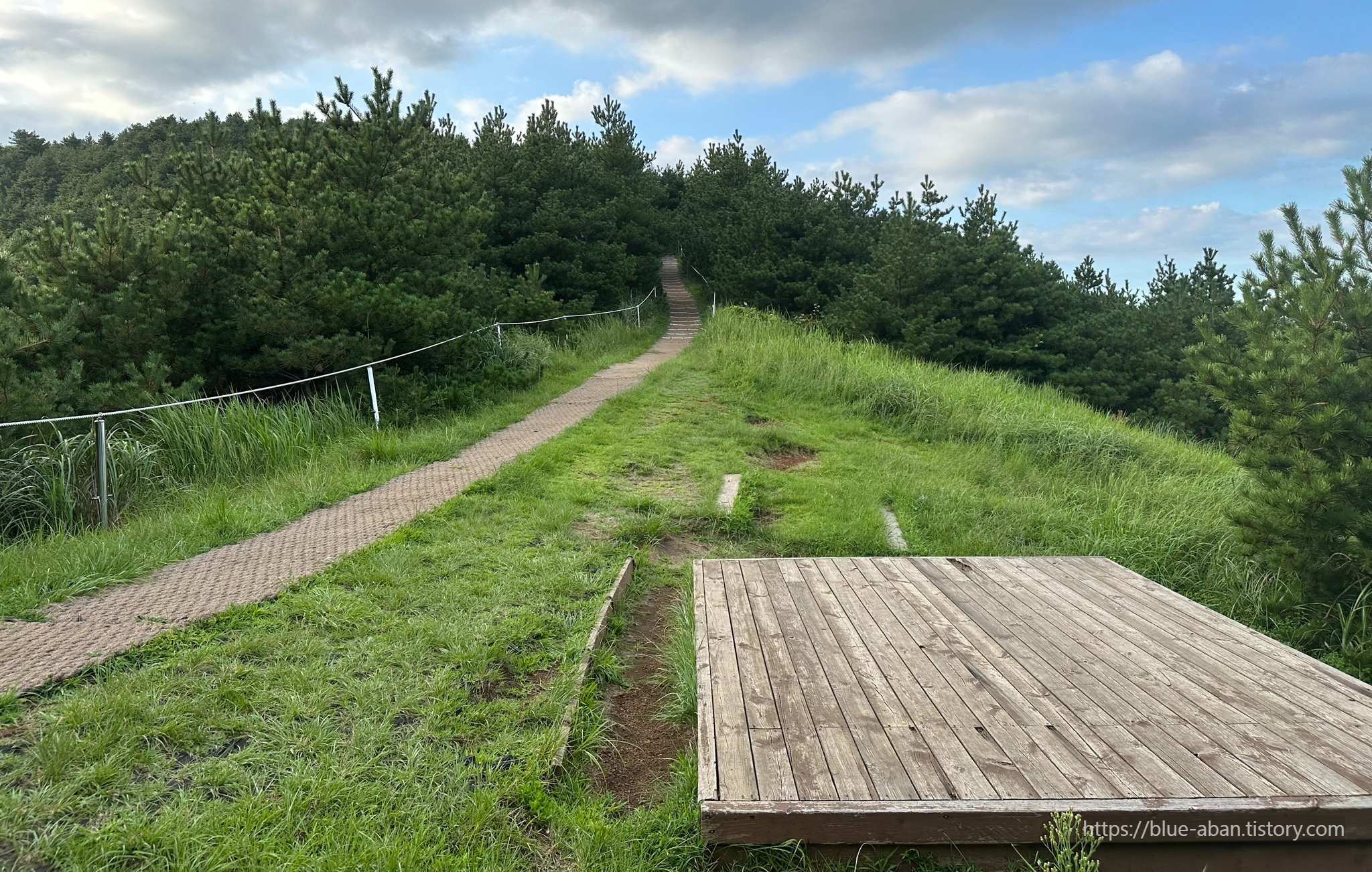 다랑쉬-오름-쉼터