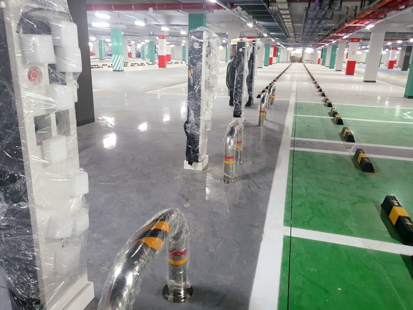 스텐볼라드는-견고하여-잘-안-망가집니다.