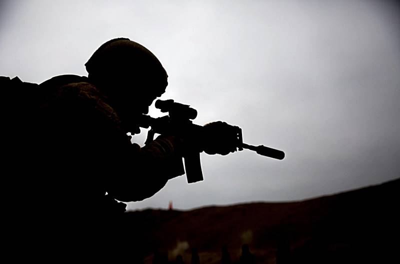 군인-훈련하는-모습