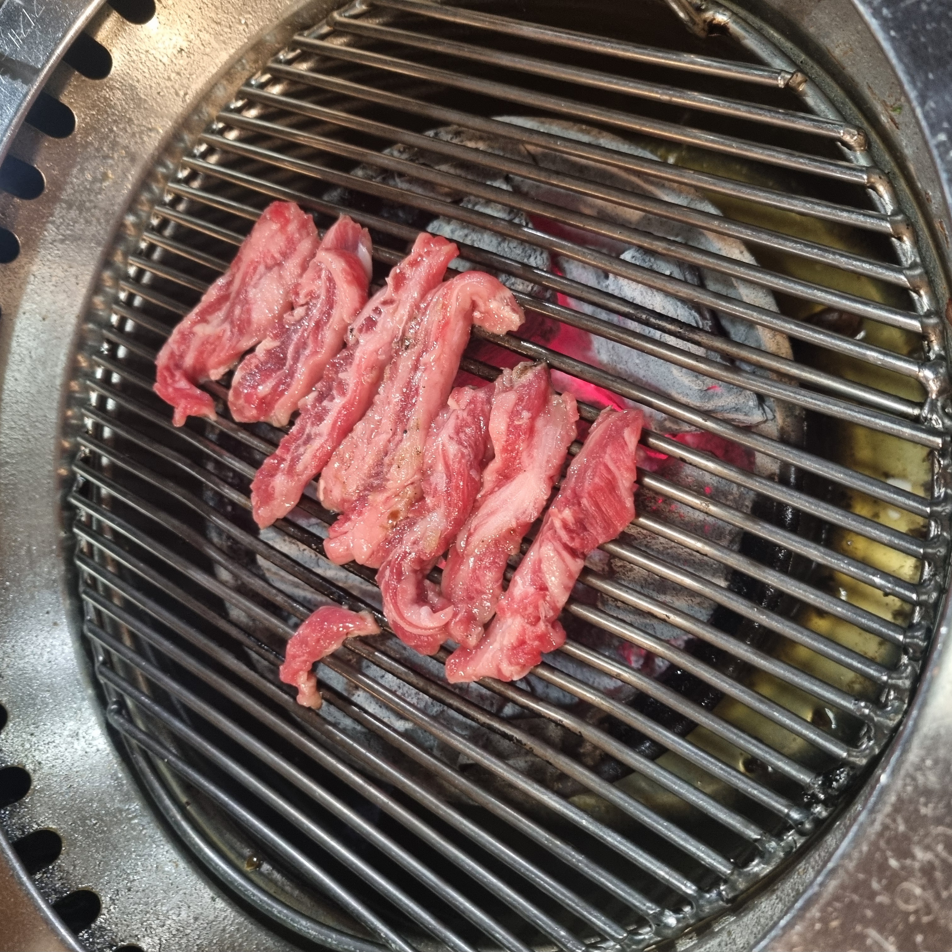 소갈비 굽는중