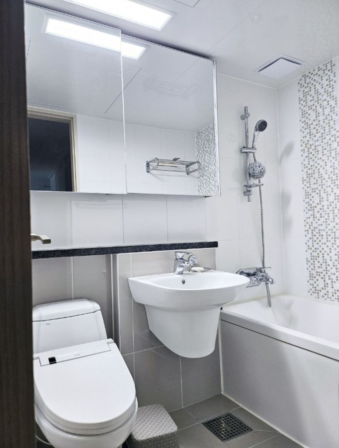 [단기임대] 삼삼엠투