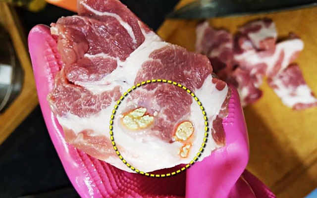 돼지고기 목살 고름 덩어리 앞다리살 뒷다리살 주사자국, 돼지열병