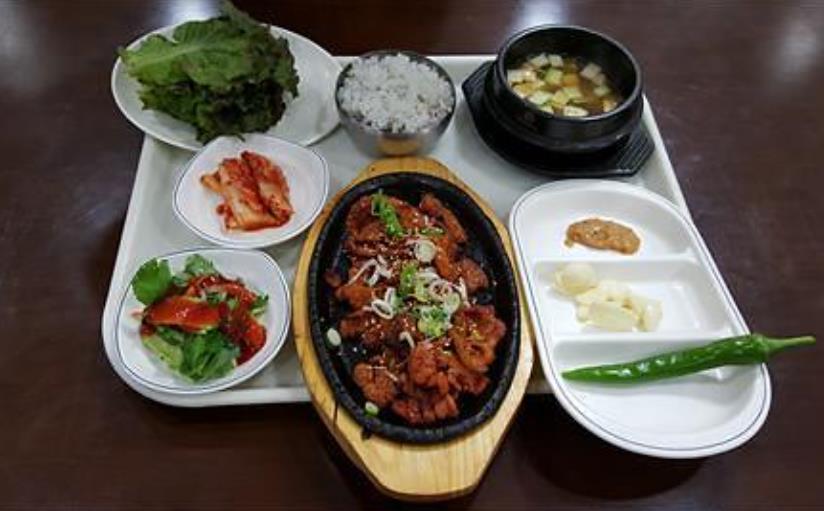 추풍령휴게소 - 지례흑돼지 고추장석쇠불고기