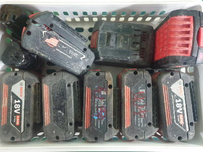 보쉬 18V 배터리팩