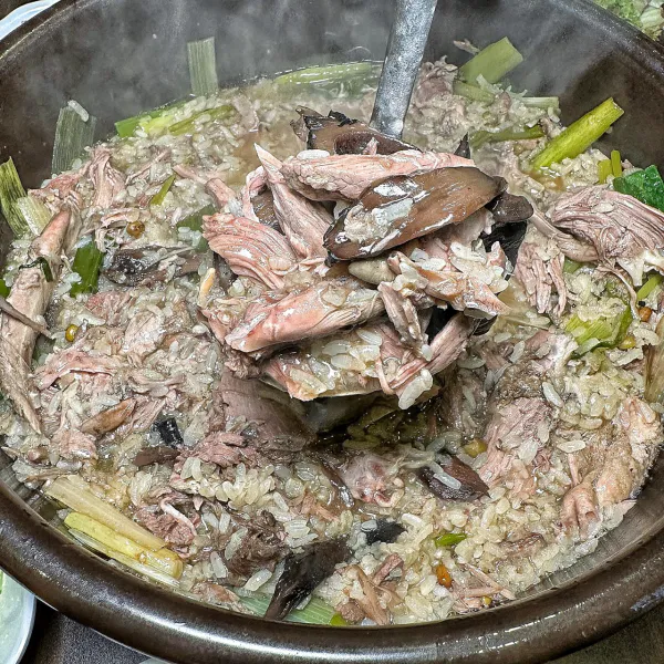 생생정보 고수의 부엌 능이오리백숙 음식점