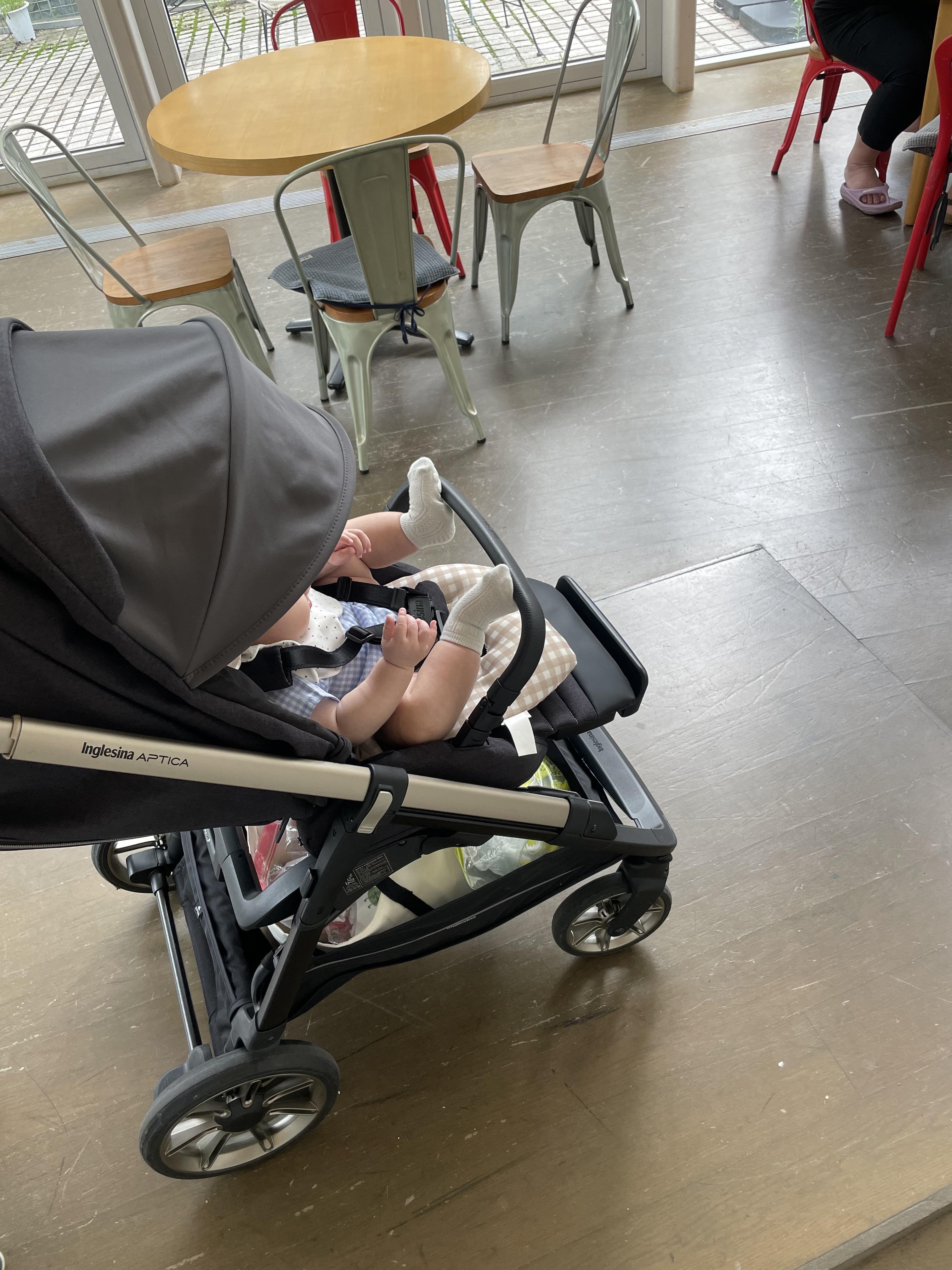 헤이리 대형카페 화이트블럭