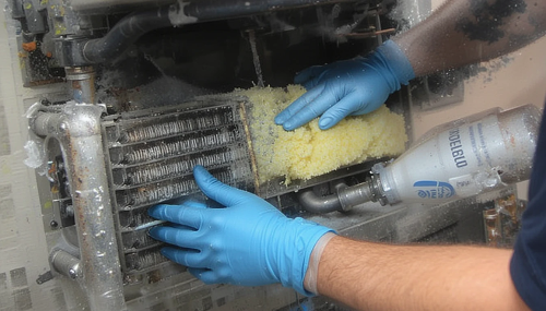 에어컨 실외기 청소