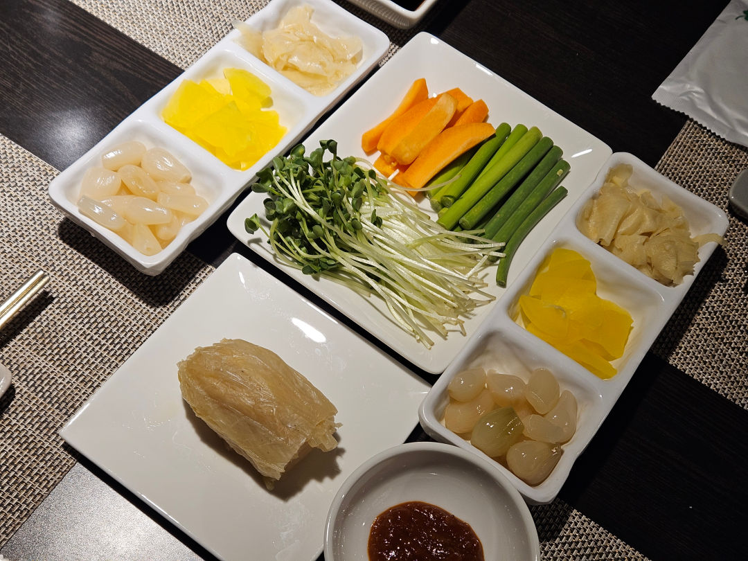 참치여왕 김기정 밑반찬세팅