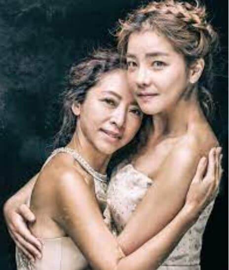 서갑숙의 책 '나도 때론 포르노그라피의 주인공이고 싶다' 화보