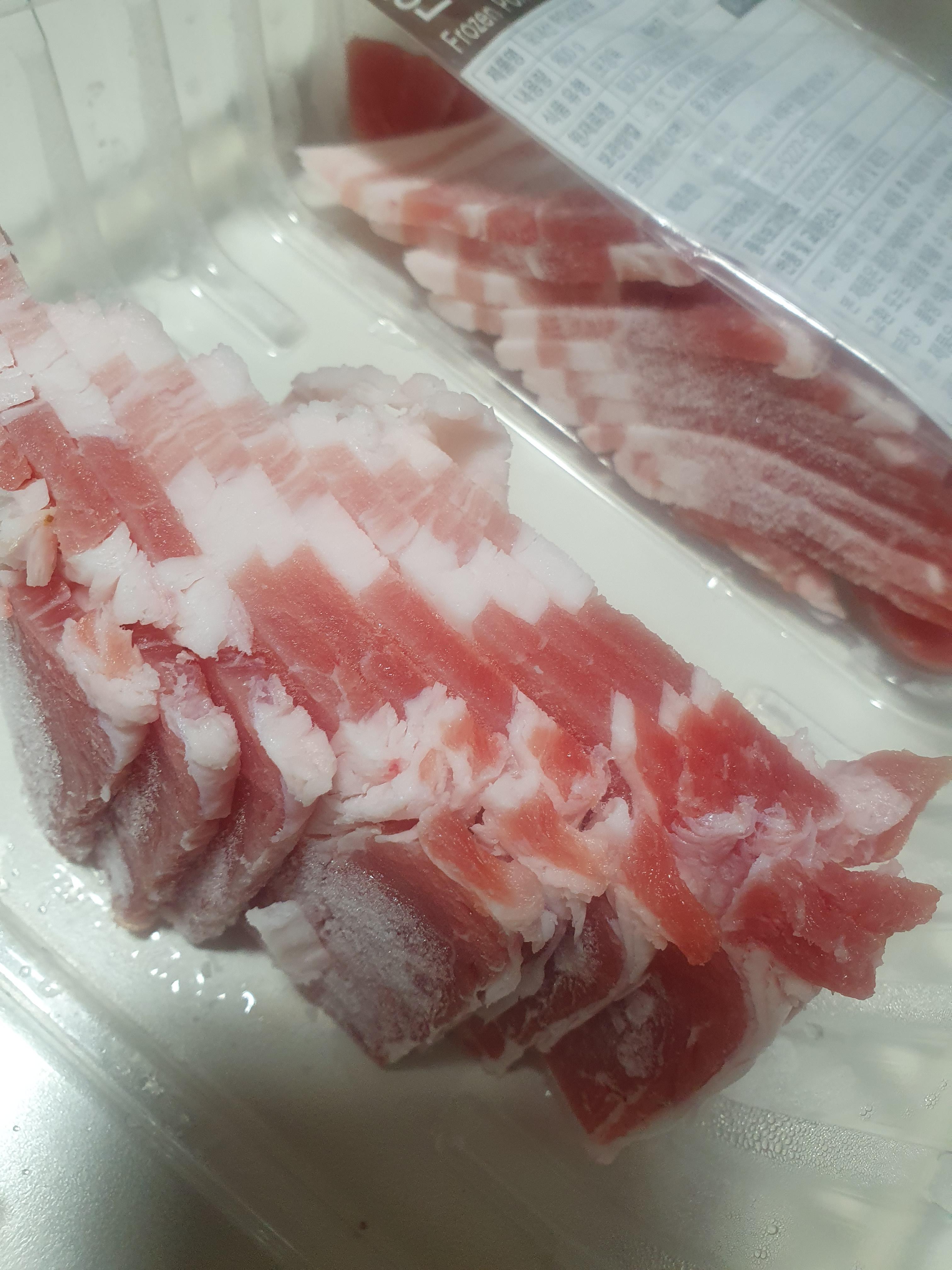 혼술안주 이마트 냉동 한입 삼겹살 추천