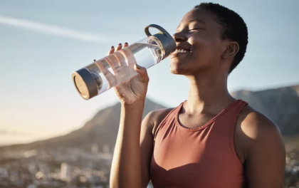 물 충분히 마시기