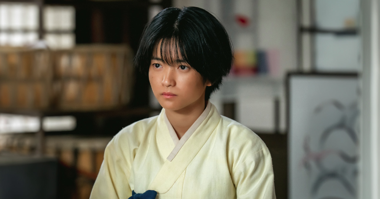 윤정년 / 김태리 배우