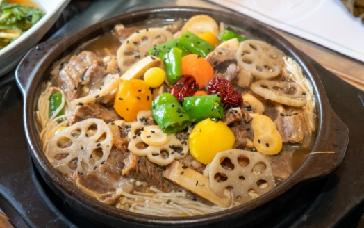 tvn 남겨서뭐하게 부여 소고기 맛집 연잎밥, 암소한마리 코스요리 위치