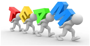 "TEAM이라는 단어를 각각 다른 색으로 나눠 들고 이동하는 캐릭터들. 베트남 경제와 환율 흐름의 상호작용과 협력을 상징"