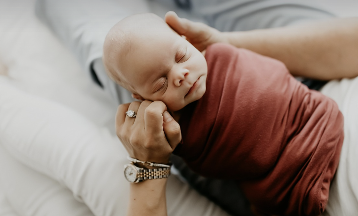 신생아 모유수유 관련 사진