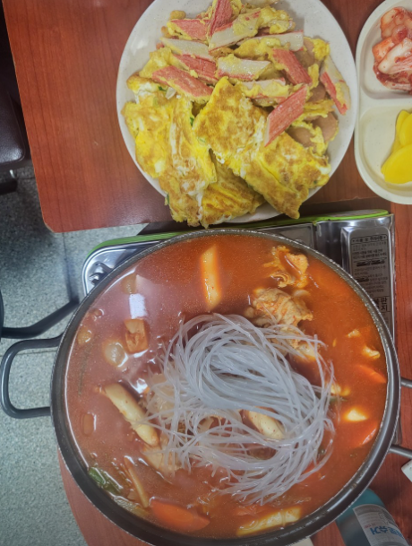 제기식당 