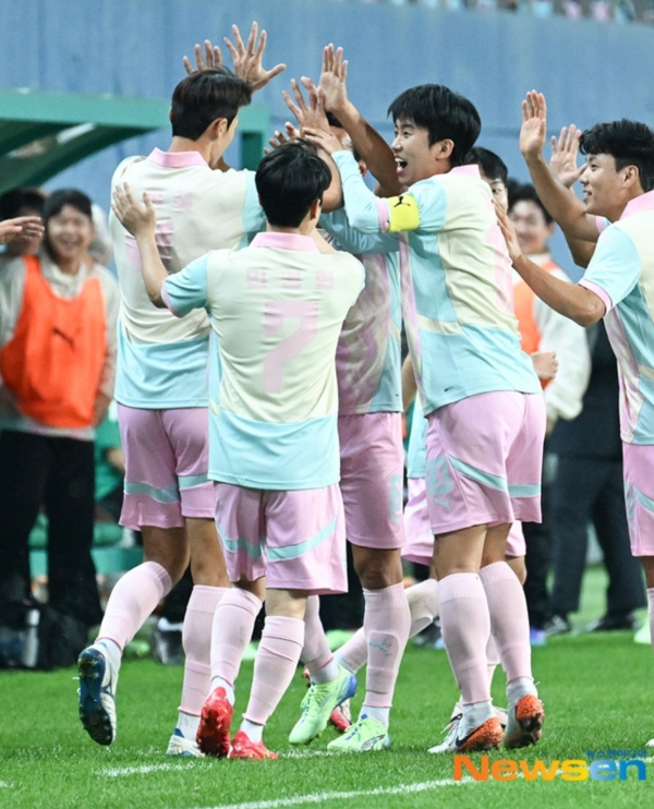 임영웅 12억 기부