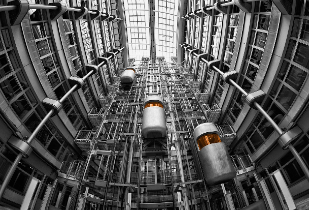 한 달 동안 &lsquo;엘리베이터 없는 5층 건물&rsquo;만 이용해보기