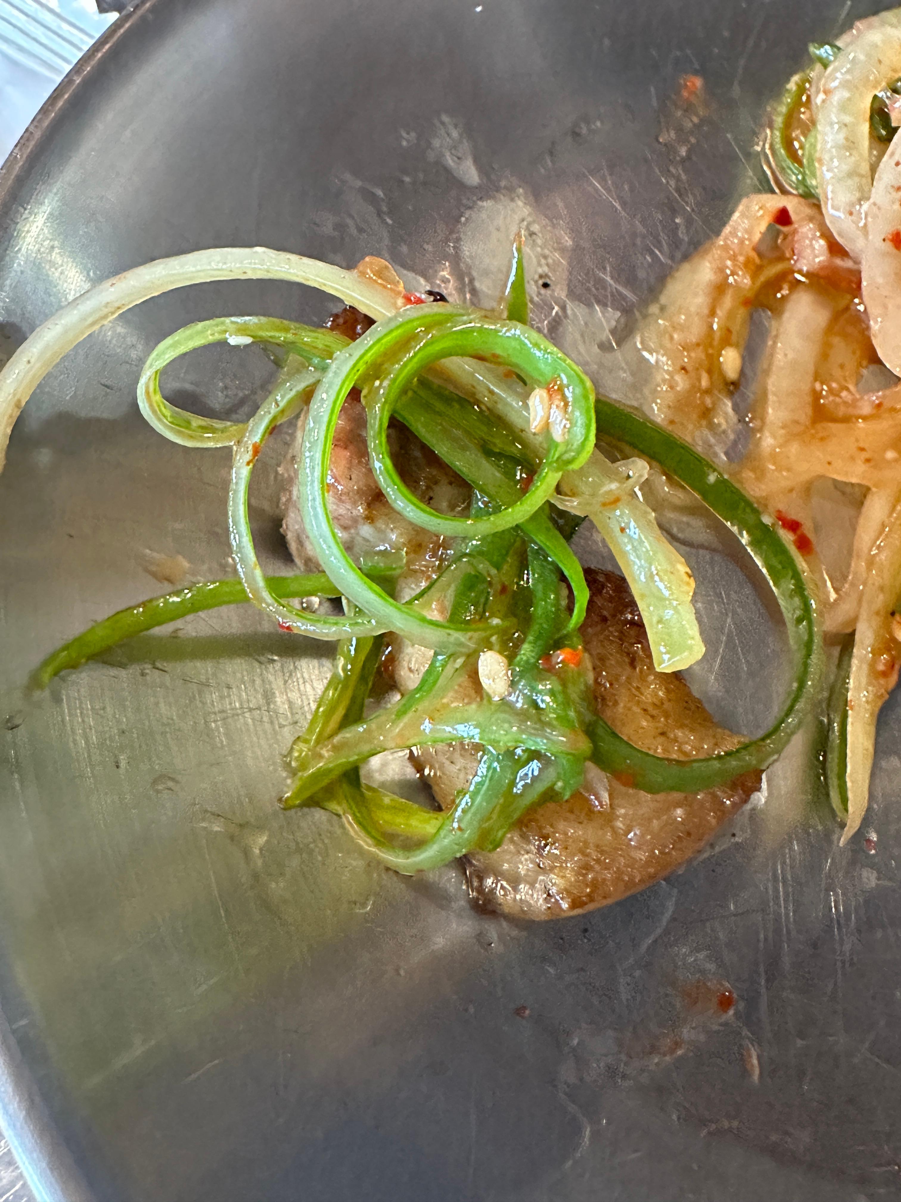 흑돼지 오겹살 파절이 조합