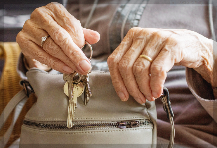 부모나 자녀의 소득·재산이 수급자격에 영향