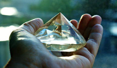 보석을 둘러싼 전쟁과 갈등, 피의 다이아몬드 이야기