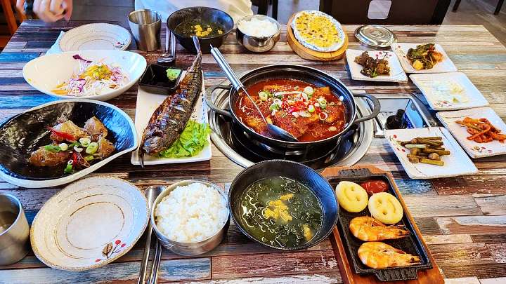 전참시 전지적참견시점 이영자 갈치조림 흑돼지 주물럭 해녀 한상 맛있는 식당 제주 서귀포 맛집 위치 메뉴 가격 정보