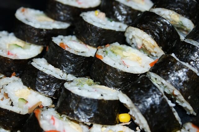 김밥꿈, 김밥 먹는 꿈, 김밥 싸는 꿈, 좋은 꿈일까? 나쁜 꿈일까?