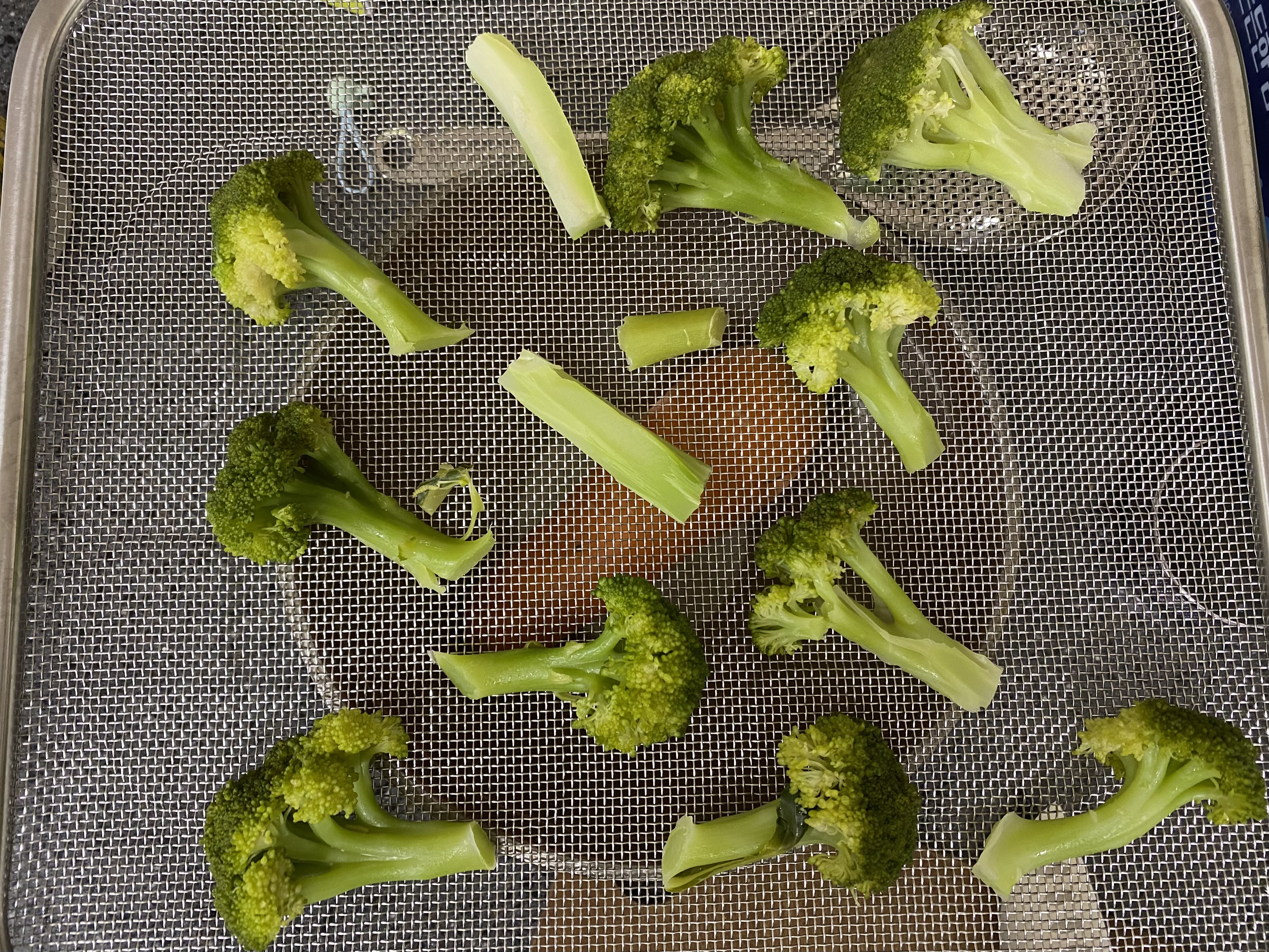 브로콜리 올려놓은모습