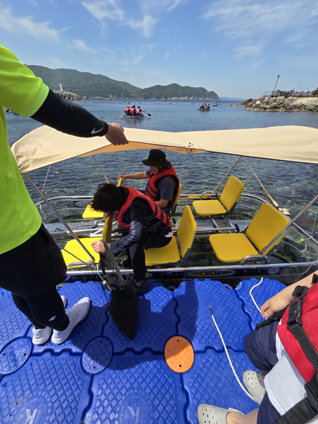 6인 투명카누