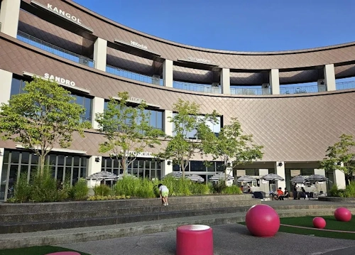 그놈은 흑염룡 촬영장소 현대 프리미엄 아울렛 김포점