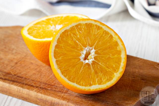 기미 제거 음식 천연 기미치료제 식품 오렌지 엽산