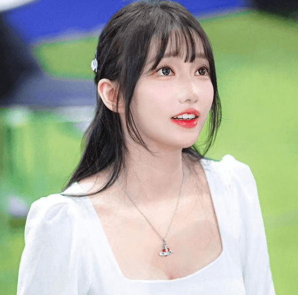 QWER 멤버 마젠타